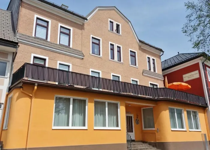 W40 * 玛利亚采尔